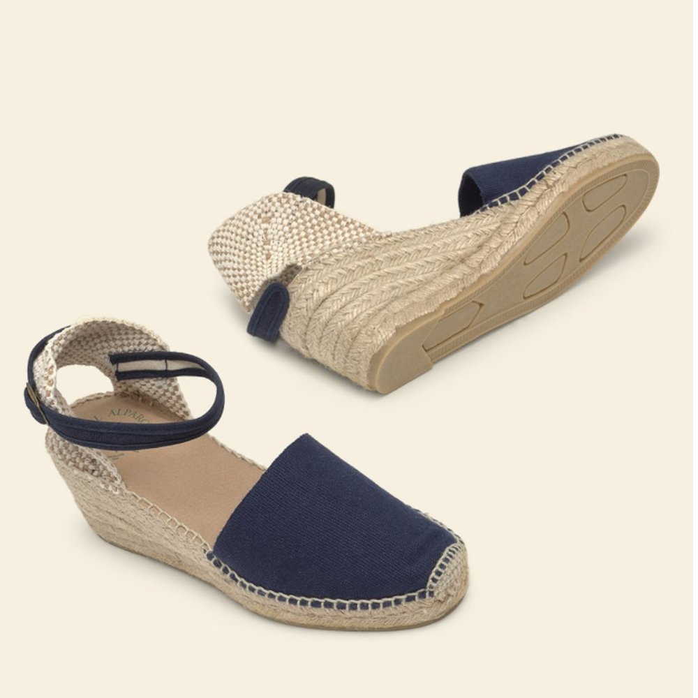 NWT Navy Wedge Espadrilles